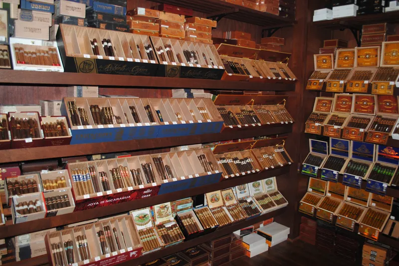 Arturo Fuente cigar closeup
